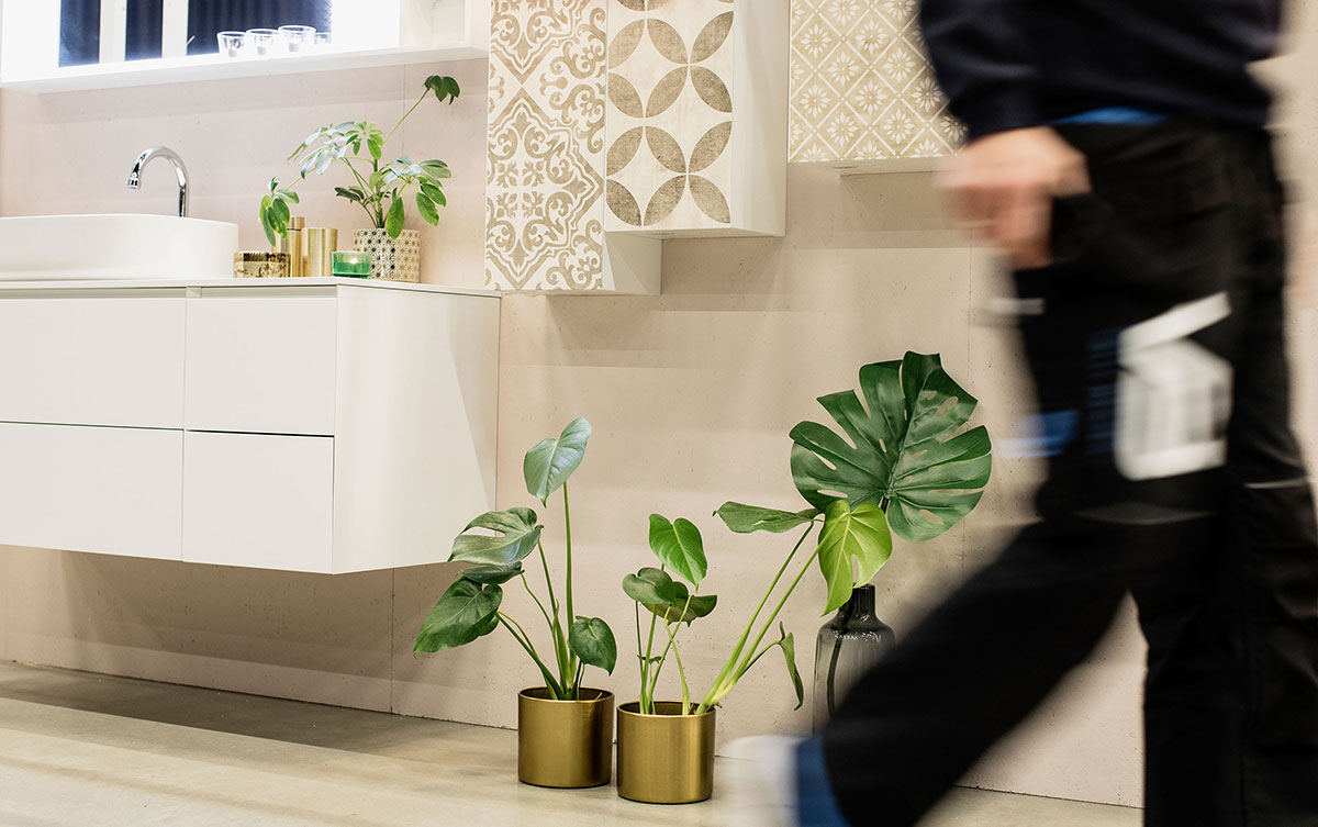 Lyst VB bad med grønne planter